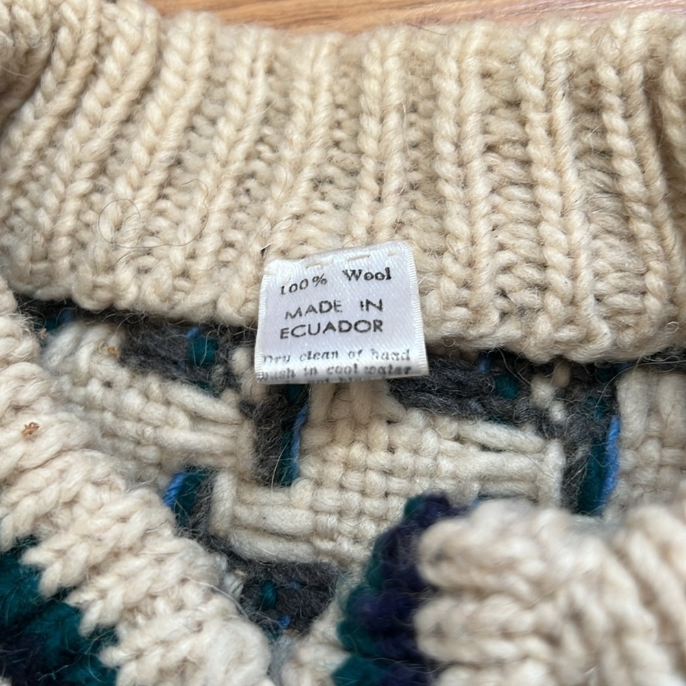 Made In Ecuador Wool Thick Cardigan XL - Picture 3 of 4